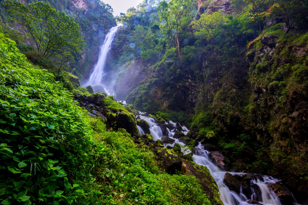 Beautiful,Landscape,-,Mae,Surin,Waterfall,At,Khun,Yuam,Districts